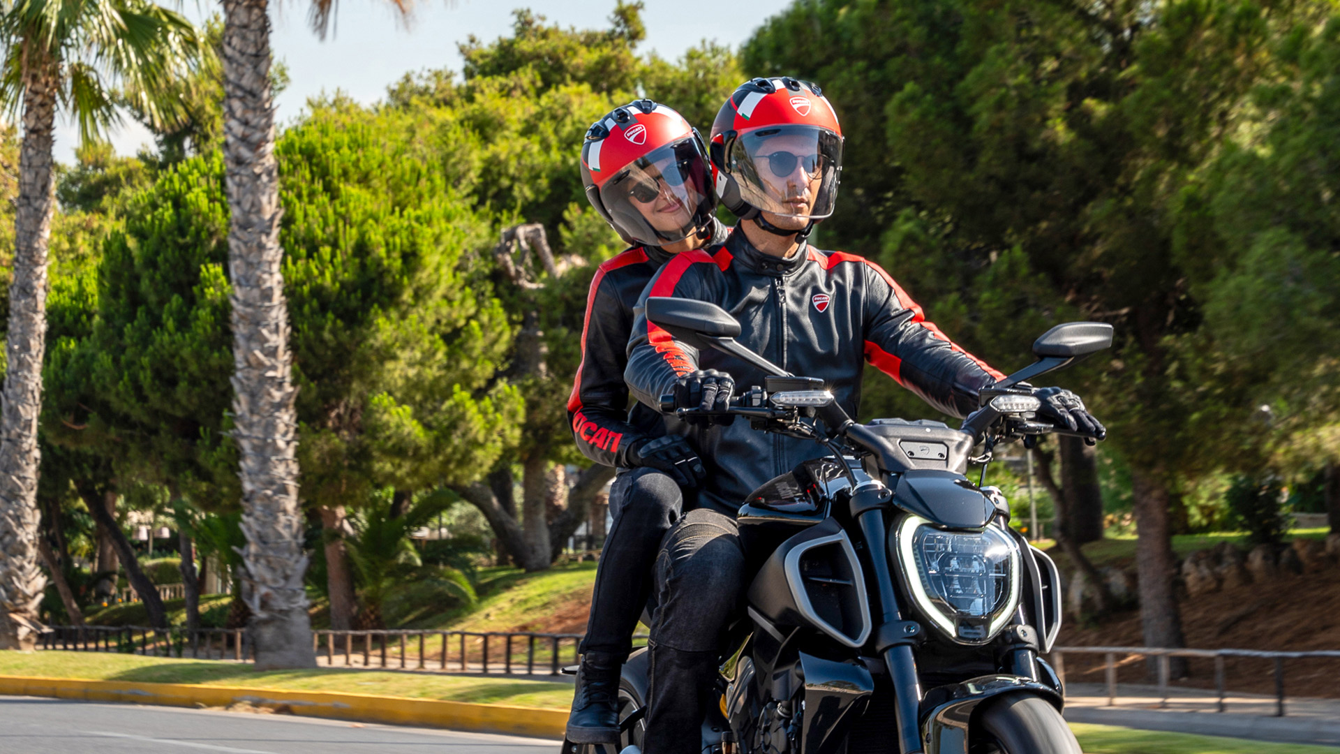 Diavel V4